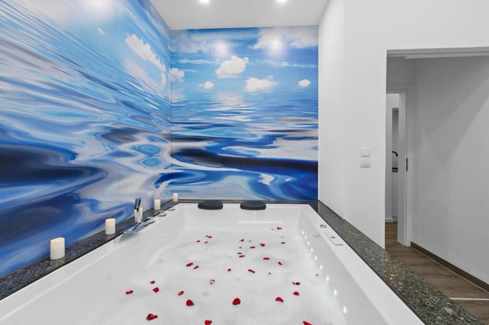 Old Town Fun & Spa Bucureşti Ngoại thất bức ảnh